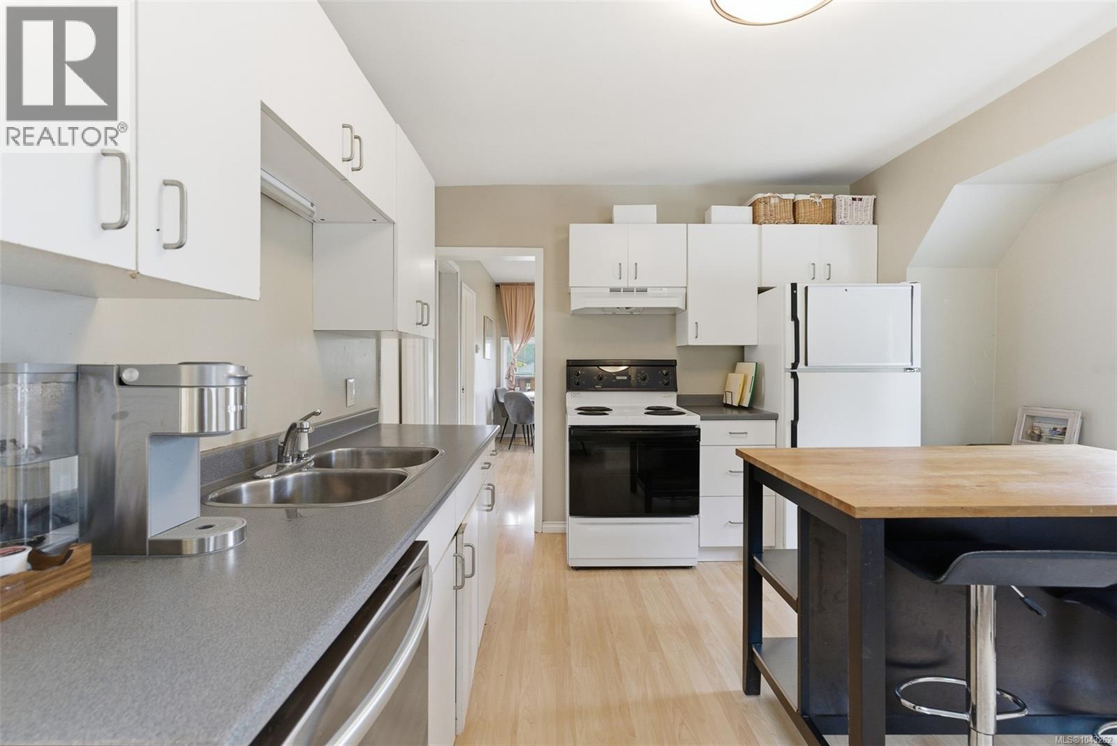 3130 Kingsley St - 12