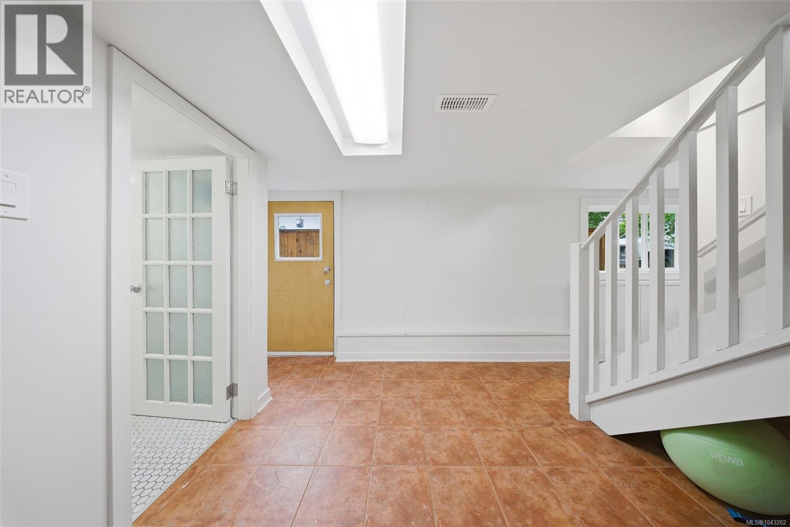 3130 Kingsley St - 22