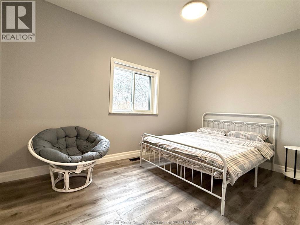1116 WYANDOTTE East - 19