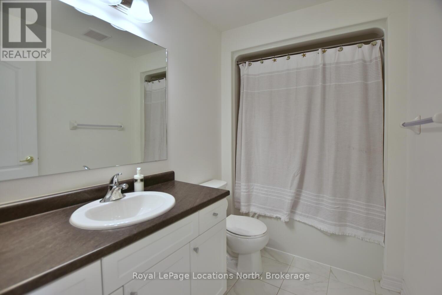 29 ARCHER AVENUE - 13