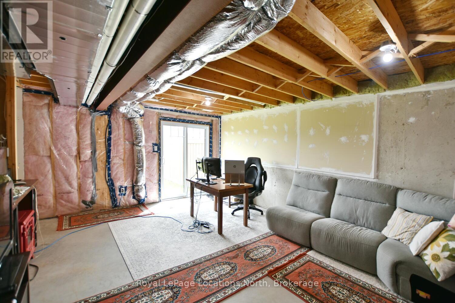 29 ARCHER AVENUE - 15