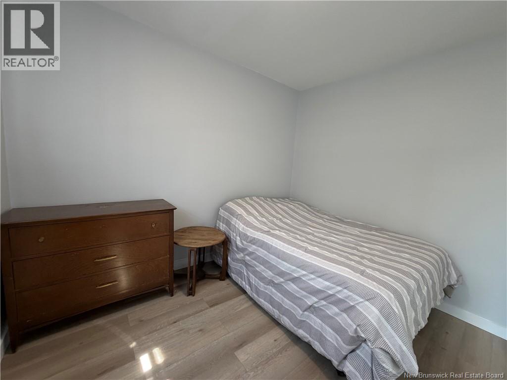 329 Victoria Street - 21