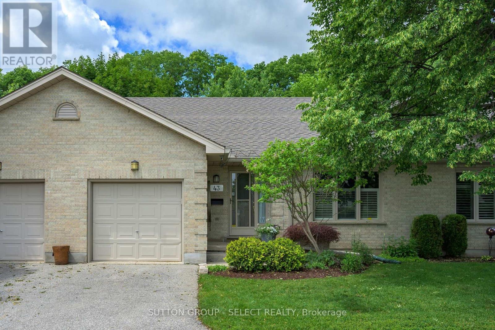 #43 99 EDGEVALLEY ROAD - 1