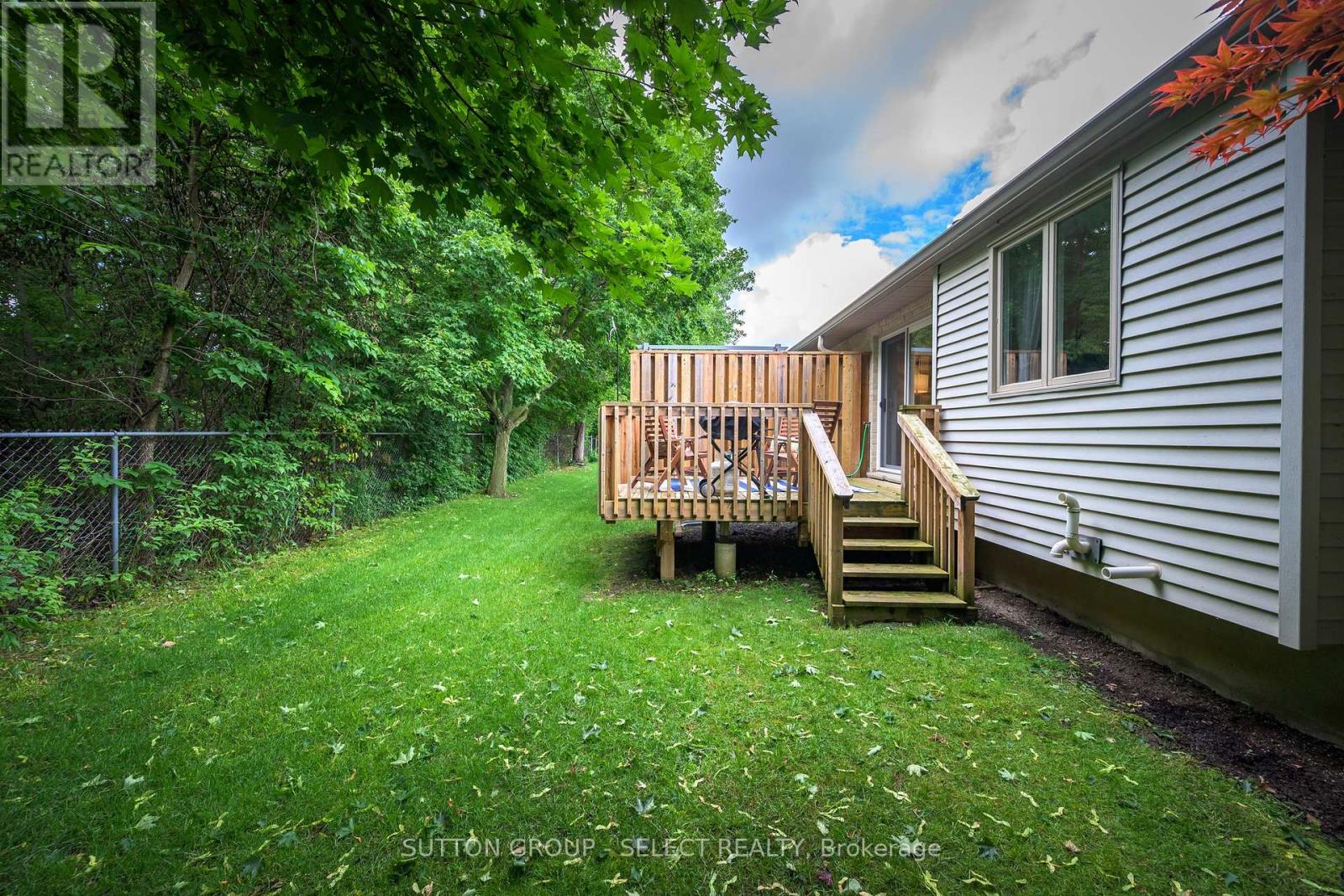 #43 99 EDGEVALLEY ROAD - 33