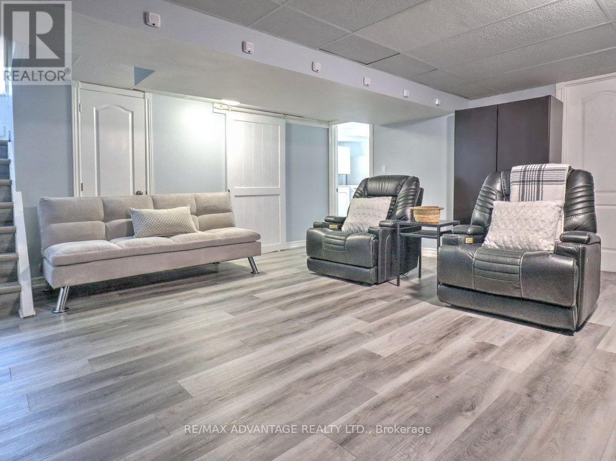 1856 PARK AVENUE - 27