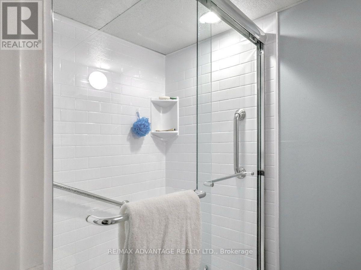 1856 PARK AVENUE - 33