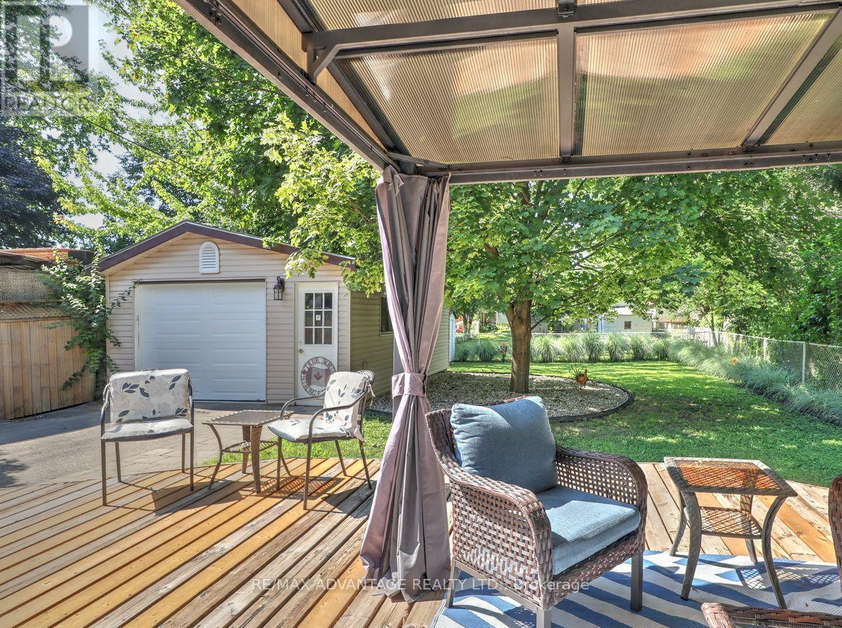 1856 PARK AVENUE - 37