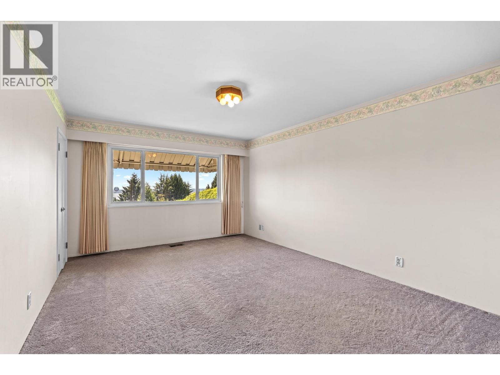 1850 ROSEBERY AVENUE, West Vancouver