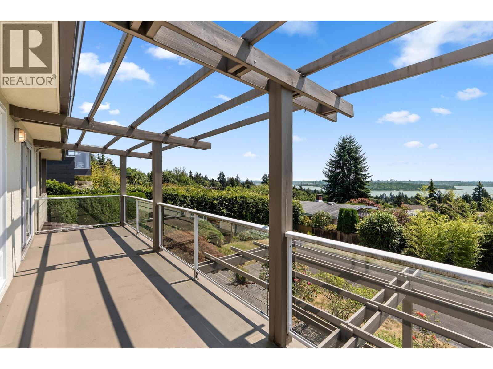 1850 ROSEBERY AVENUE, West Vancouver