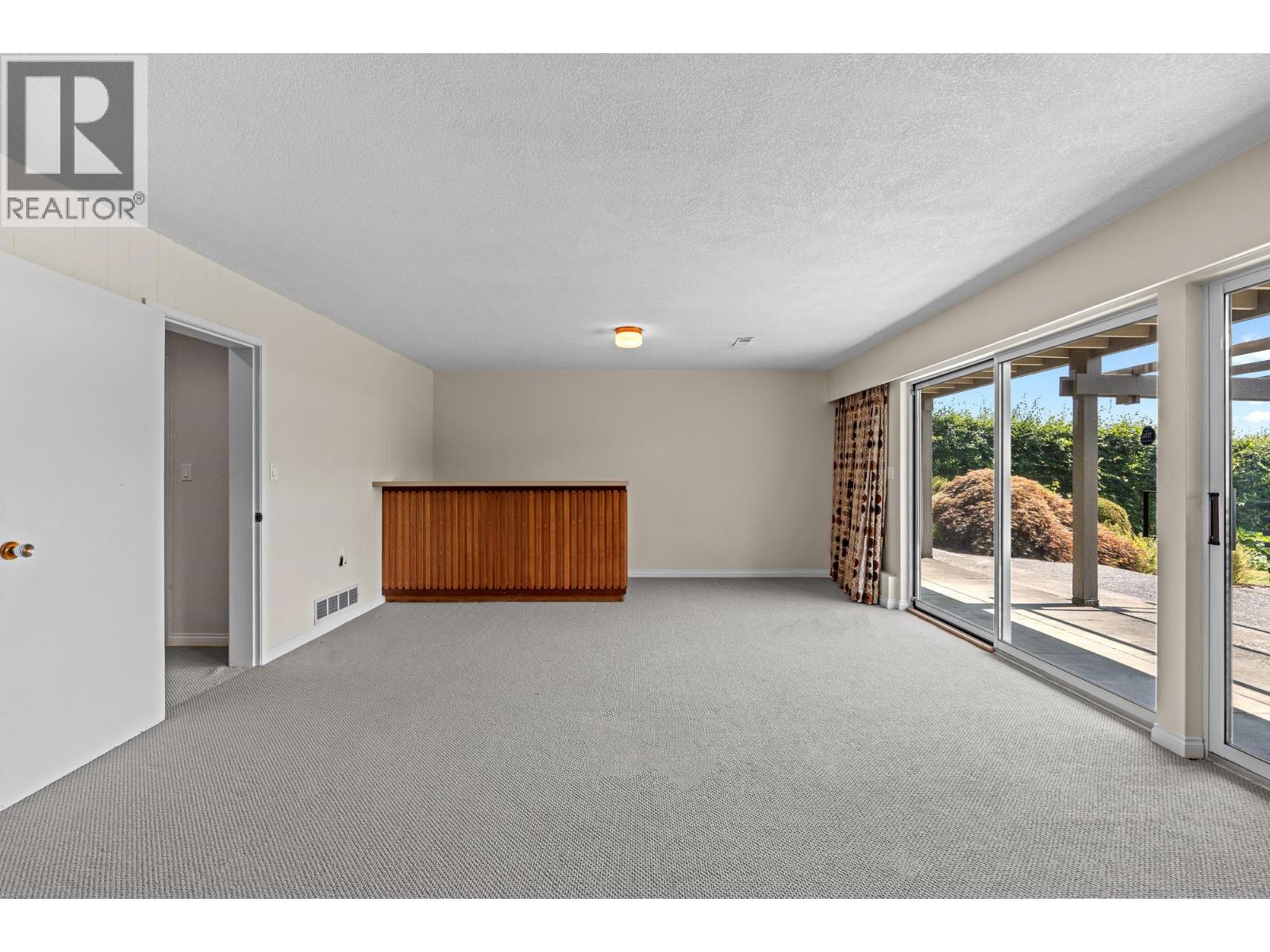 1850 ROSEBERY AVENUE, West Vancouver