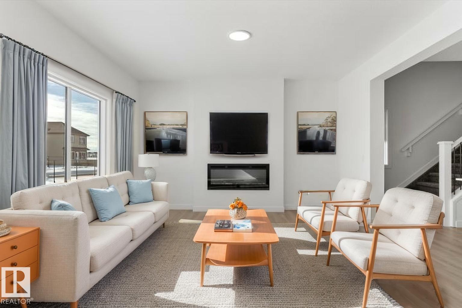 939 18 AV NW - 19