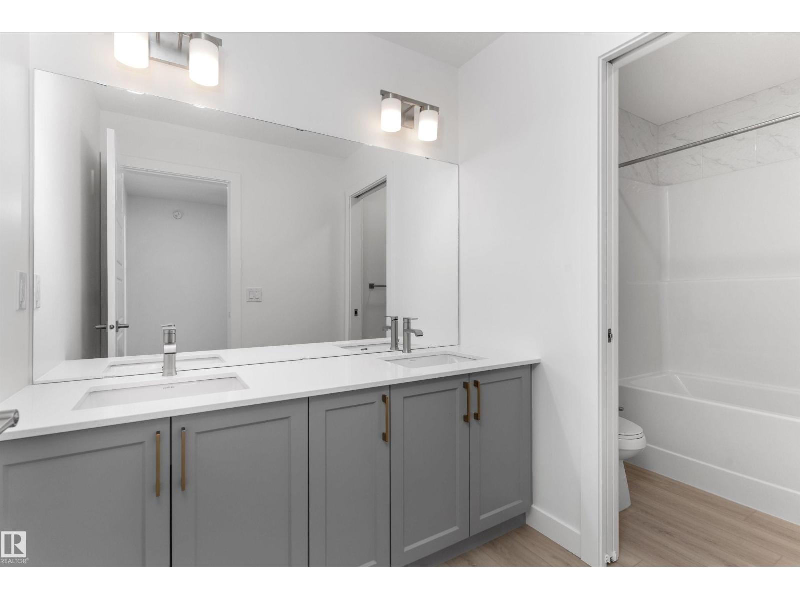 939 18 AV NW - 24