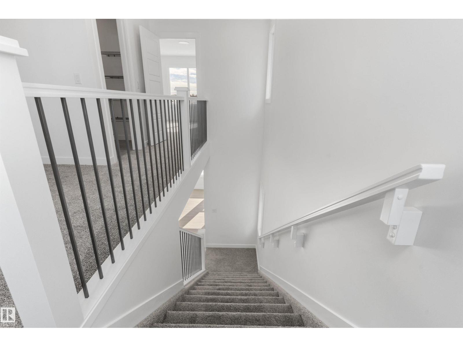939 18 AV NW - 23