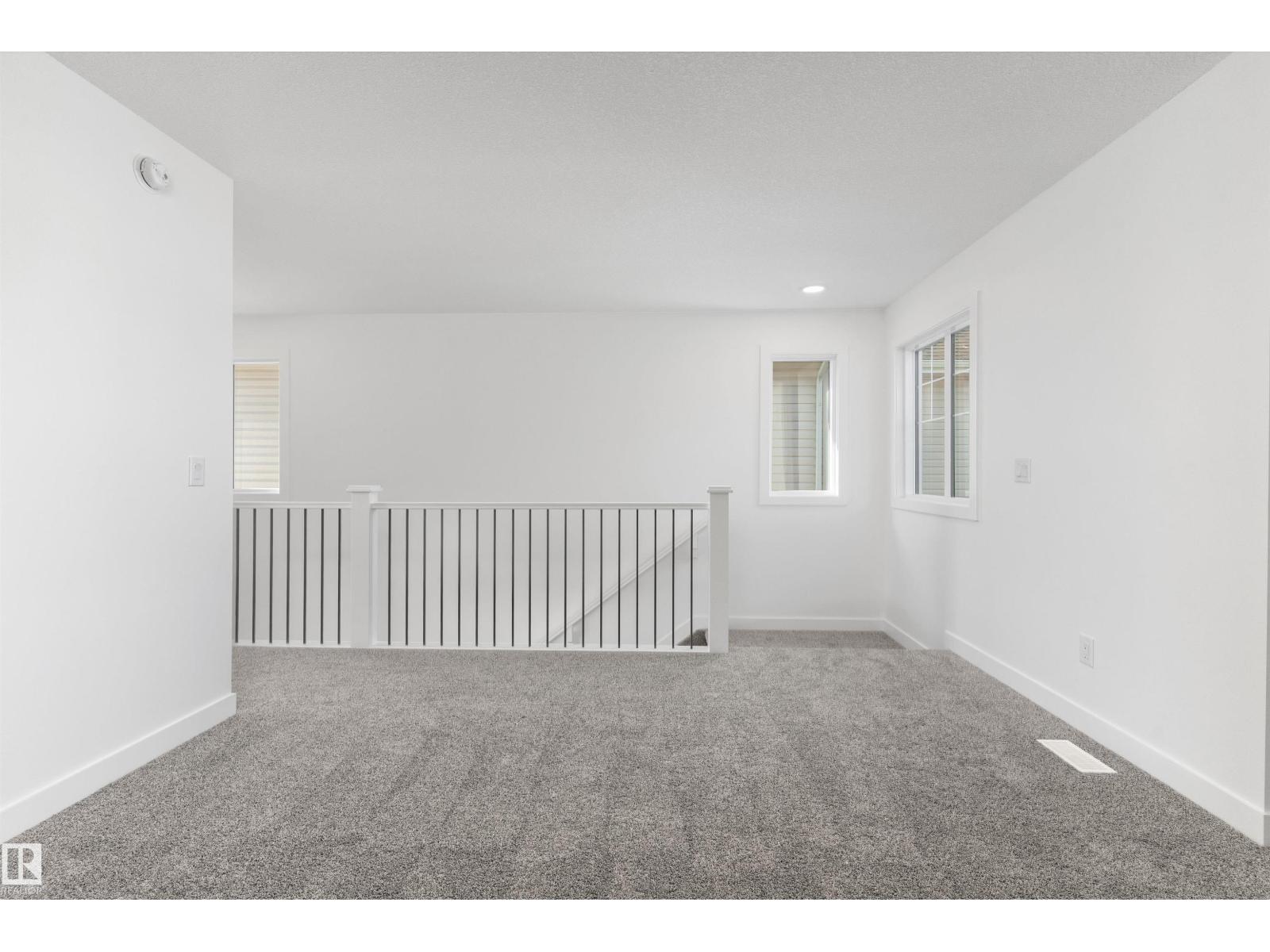 939 18 AV NW - 30