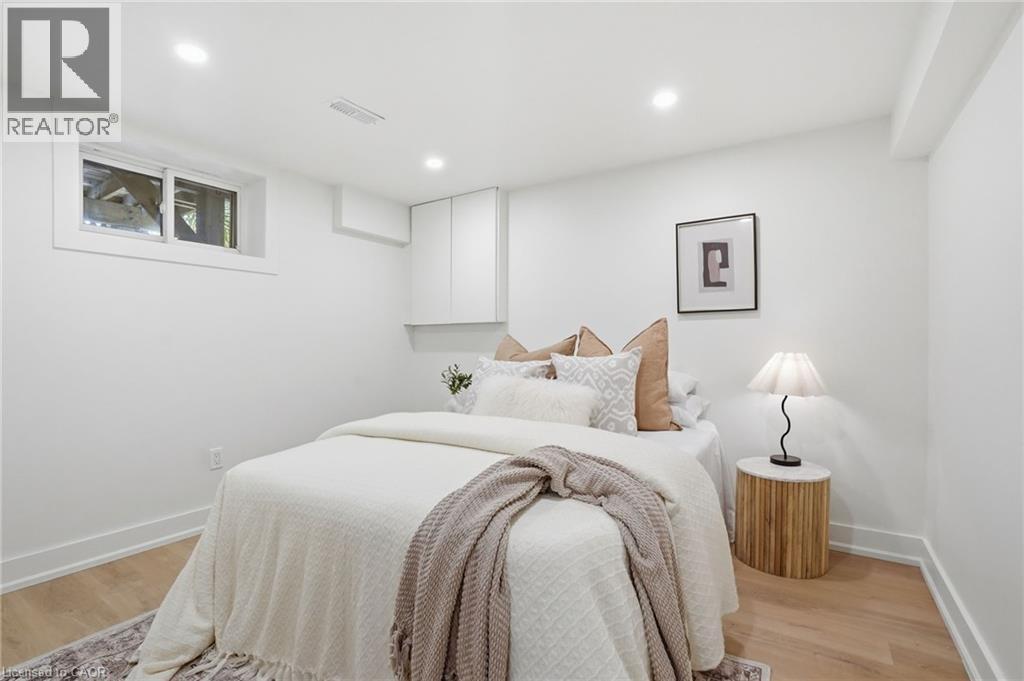 345 RANKIN Drive - 40