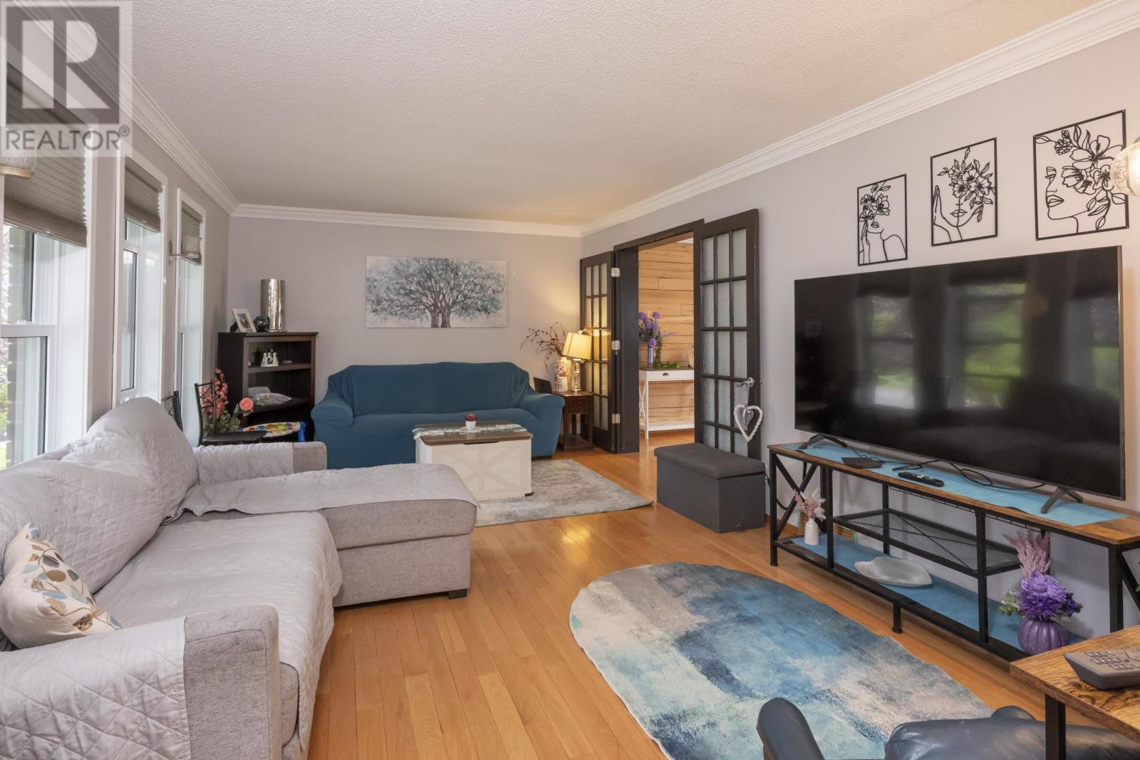 192 RIVIERA DR - 5