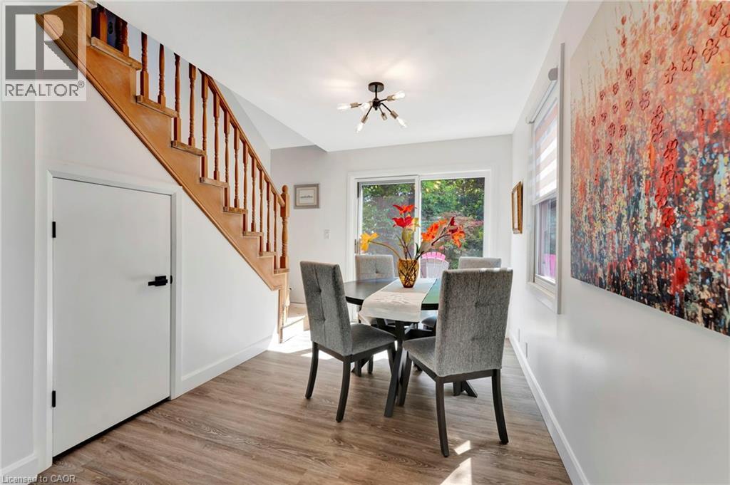 275 TALBOT Street N - 14