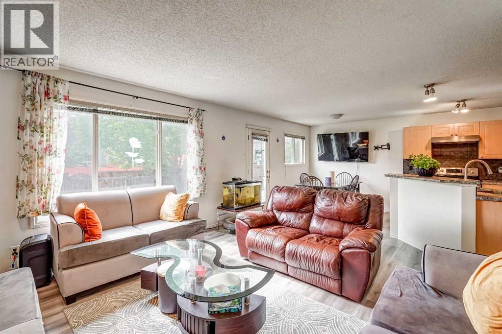 84 Saddletree Close NE - 14