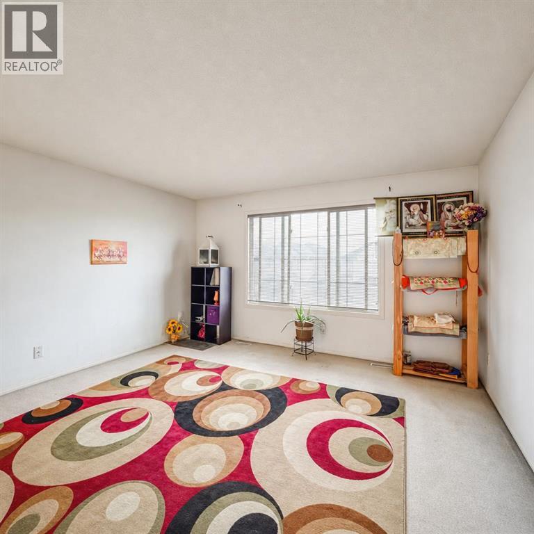 84 Saddletree Close NE - 15