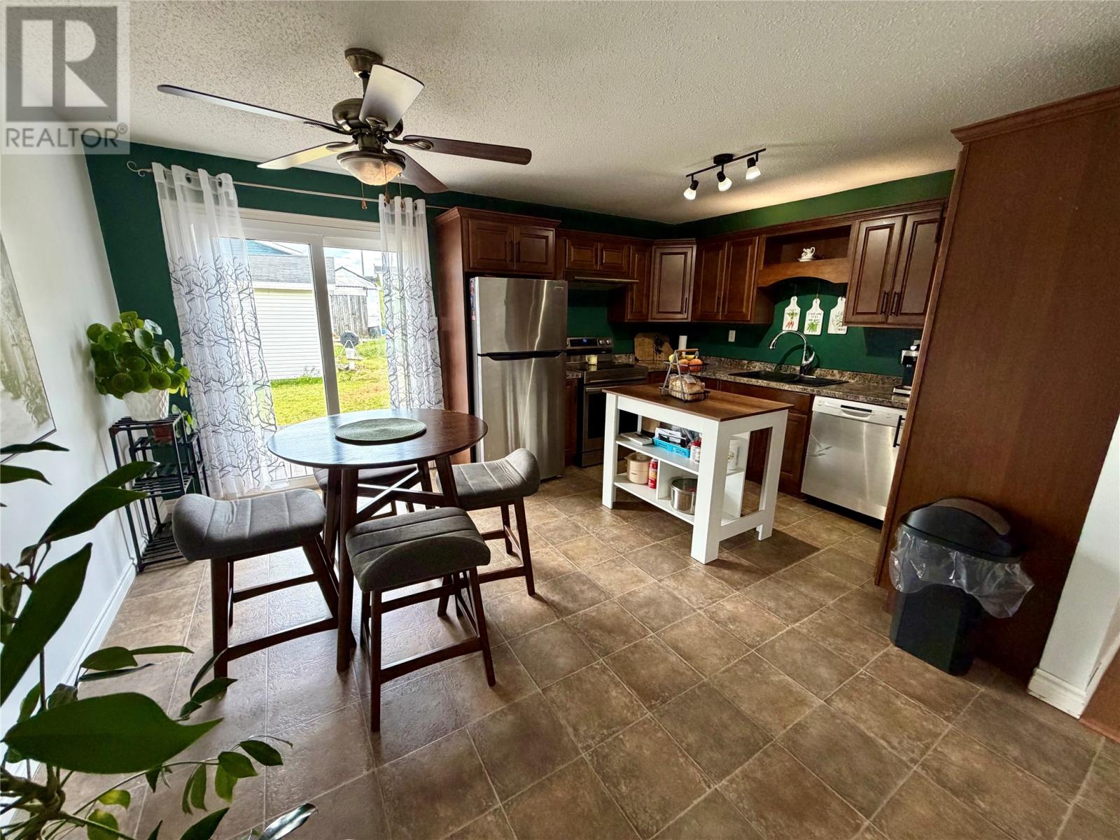 26 Third Avenue - 13