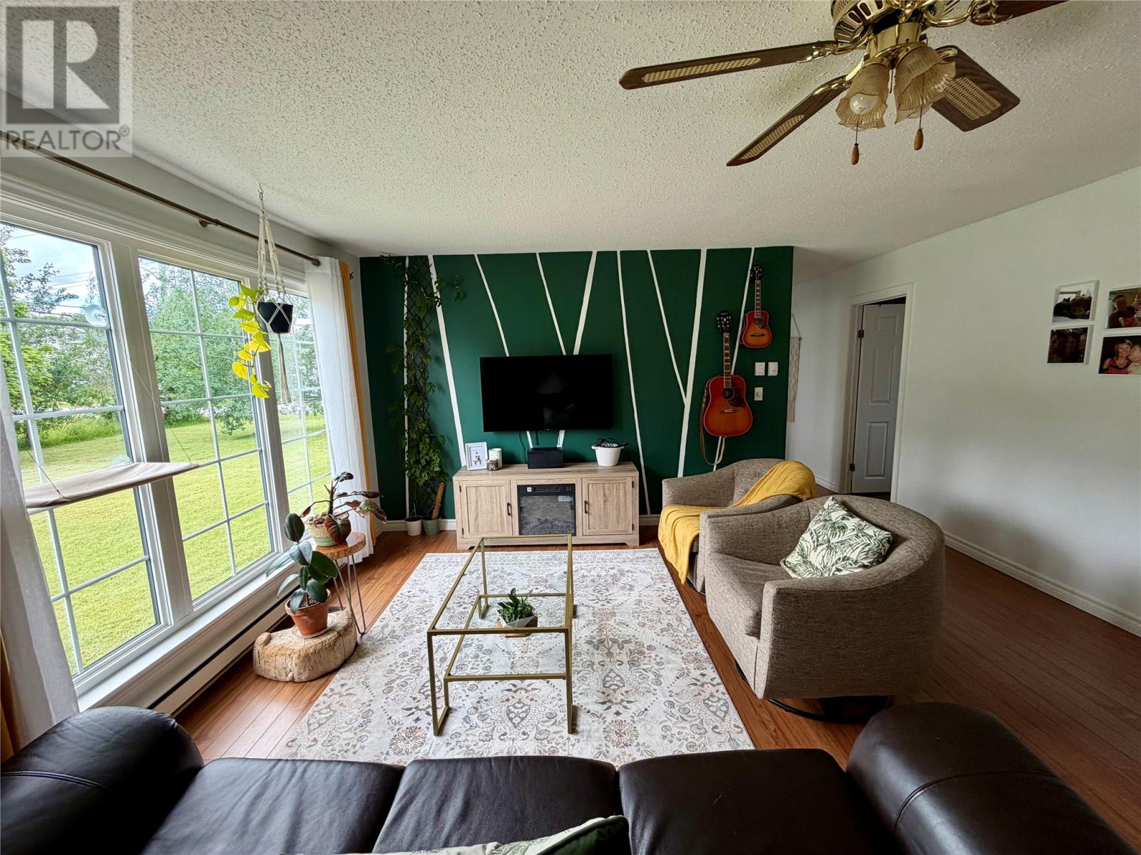 26 Third Avenue - 24