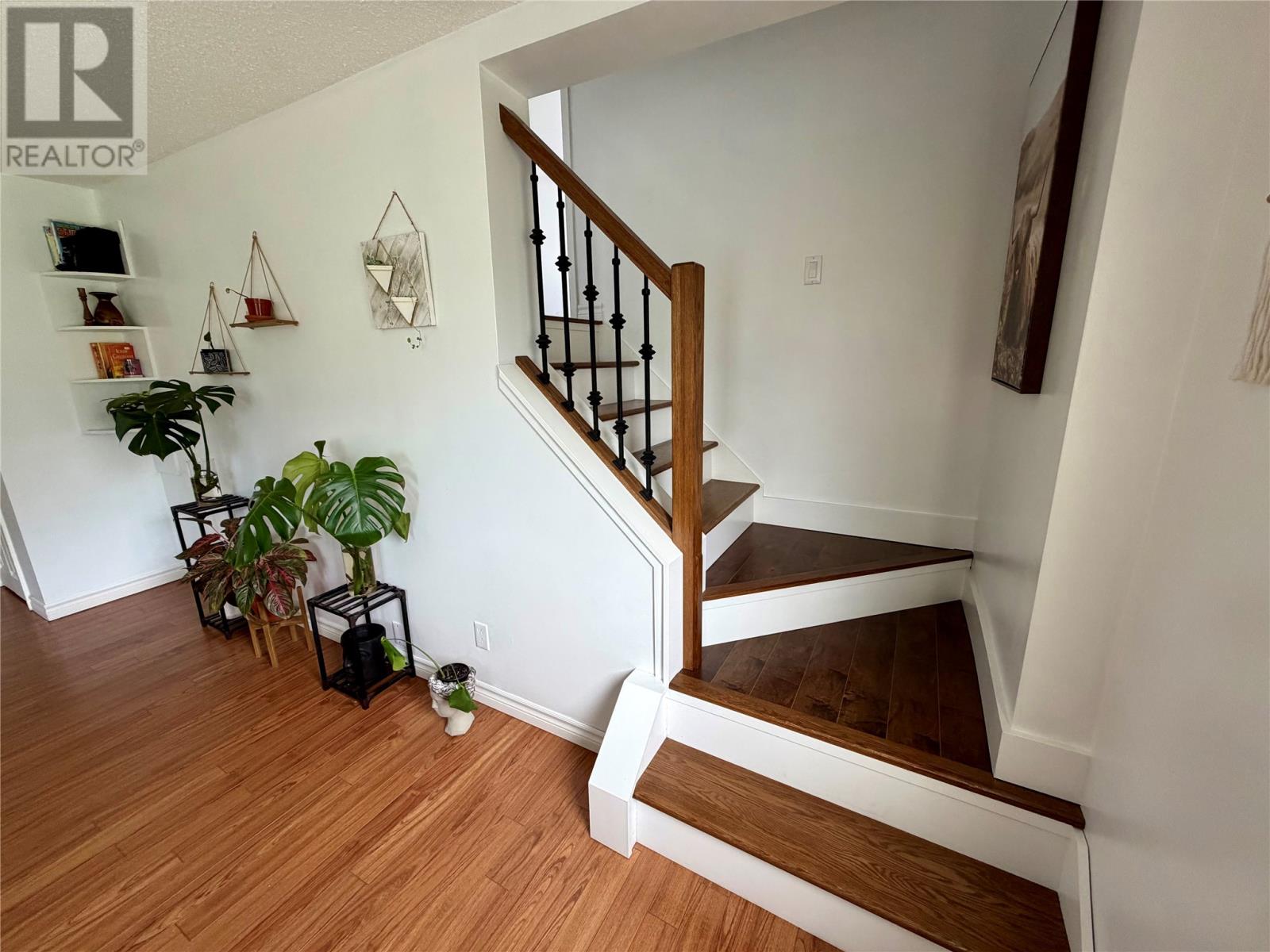 26 Third Avenue - 27