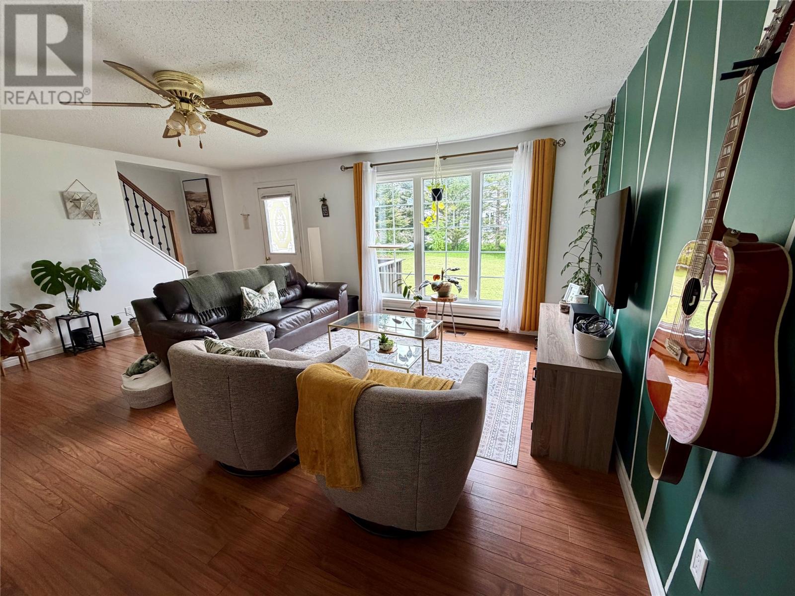 26 Third Avenue - 28