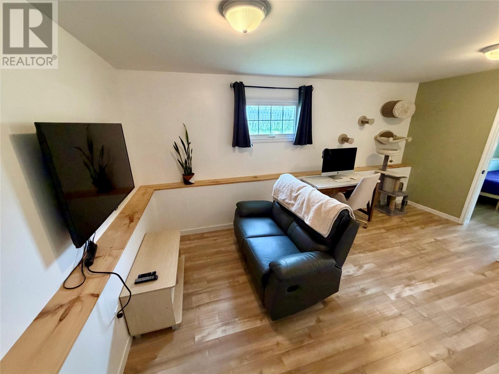 26 Third Avenue - 39
