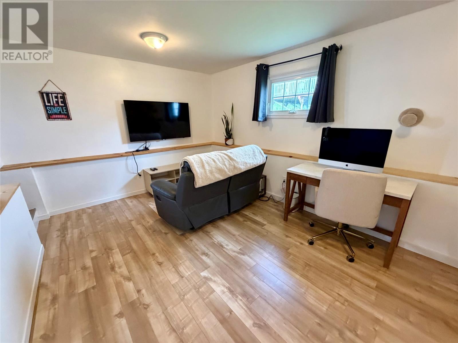 26 Third Avenue - 41