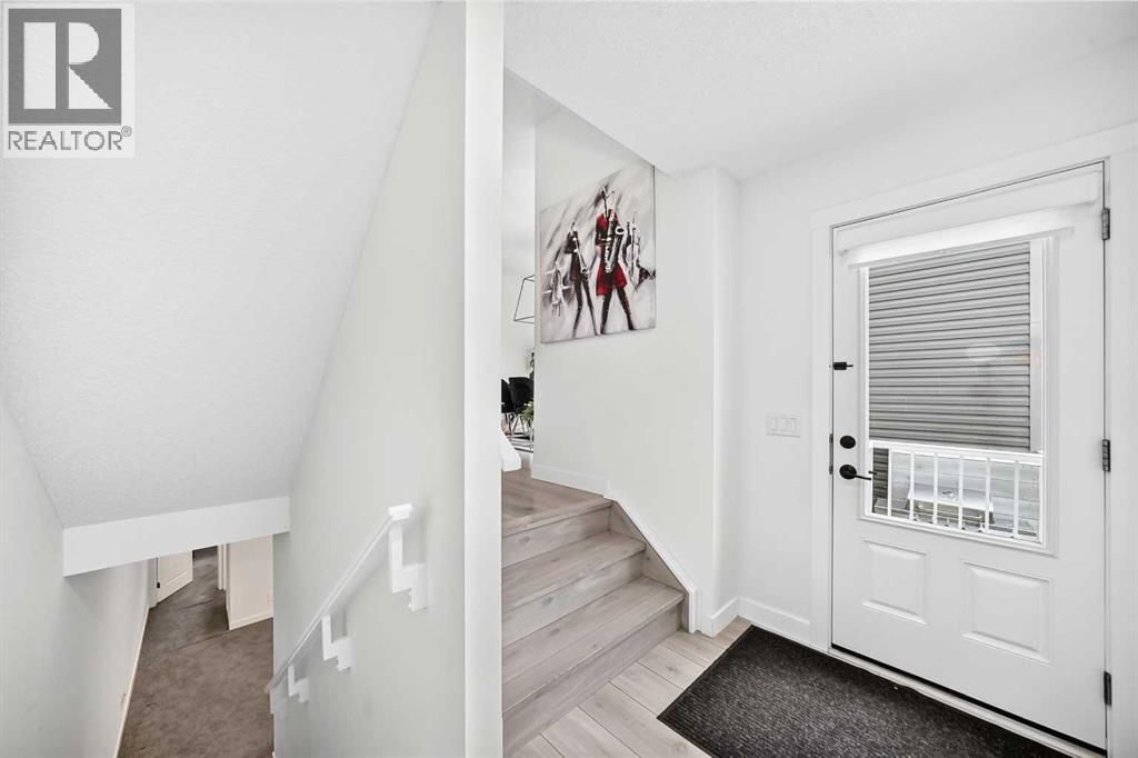 673 Livingston Way NE - 11