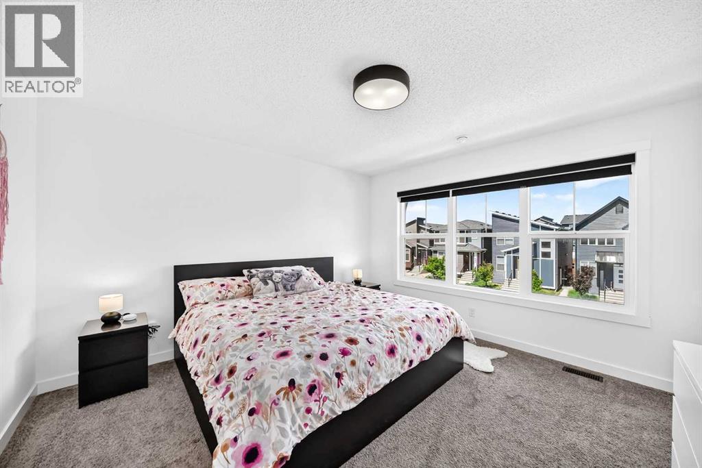 673 Livingston Way NE - 12