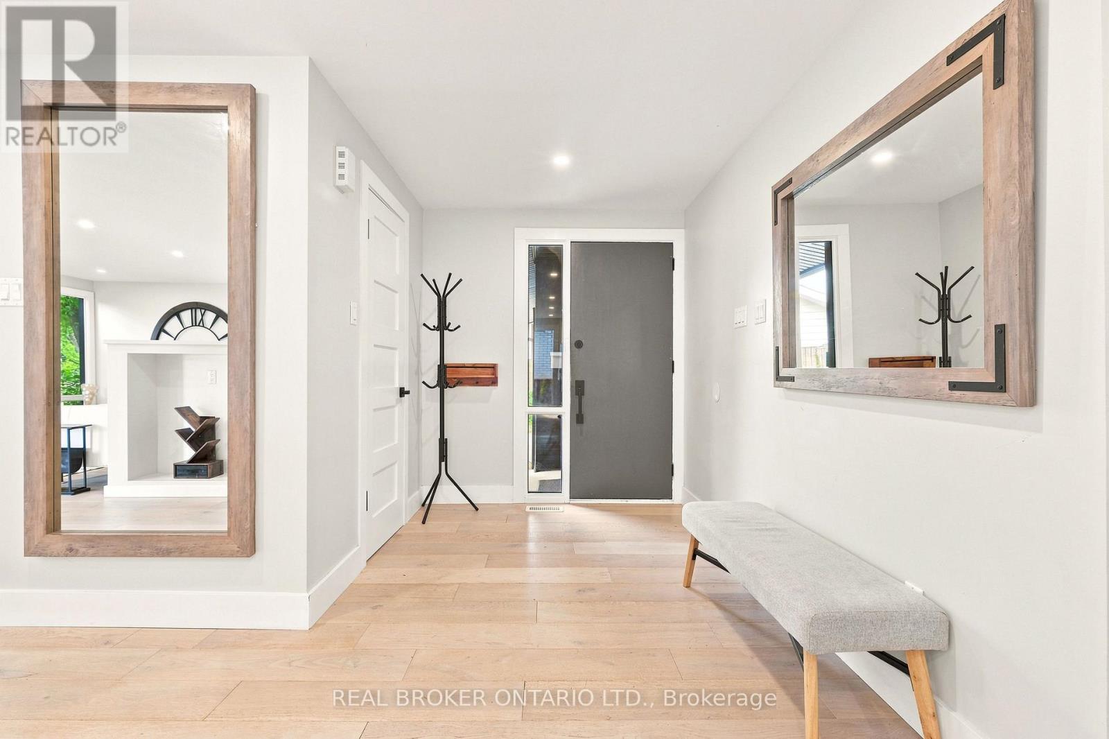 2021 WOODGLEN CRESCENT - 4