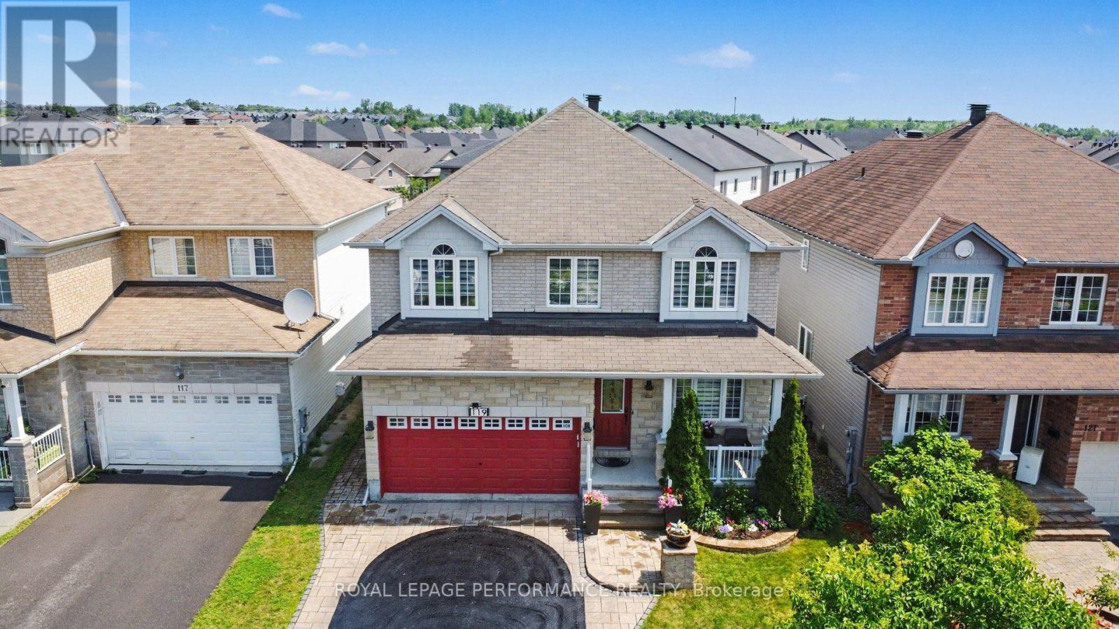 119 Felicity Crescent