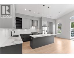 41717 Government Road, Squamish, BC V0N1H0 Photo 11