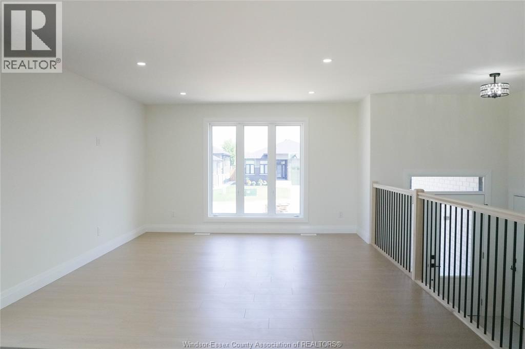 21 Hawthorne CRESCENT - 12