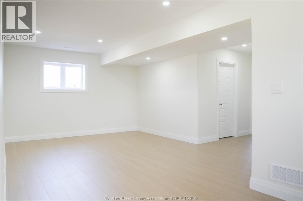 21 Hawthorne CRESCENT - 26