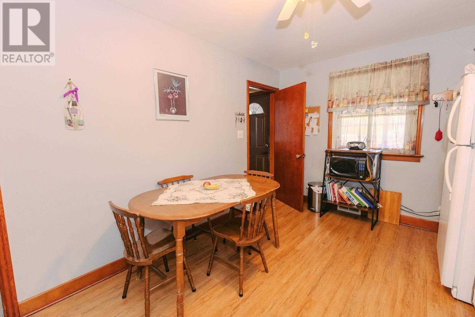348 Pine ST - 22