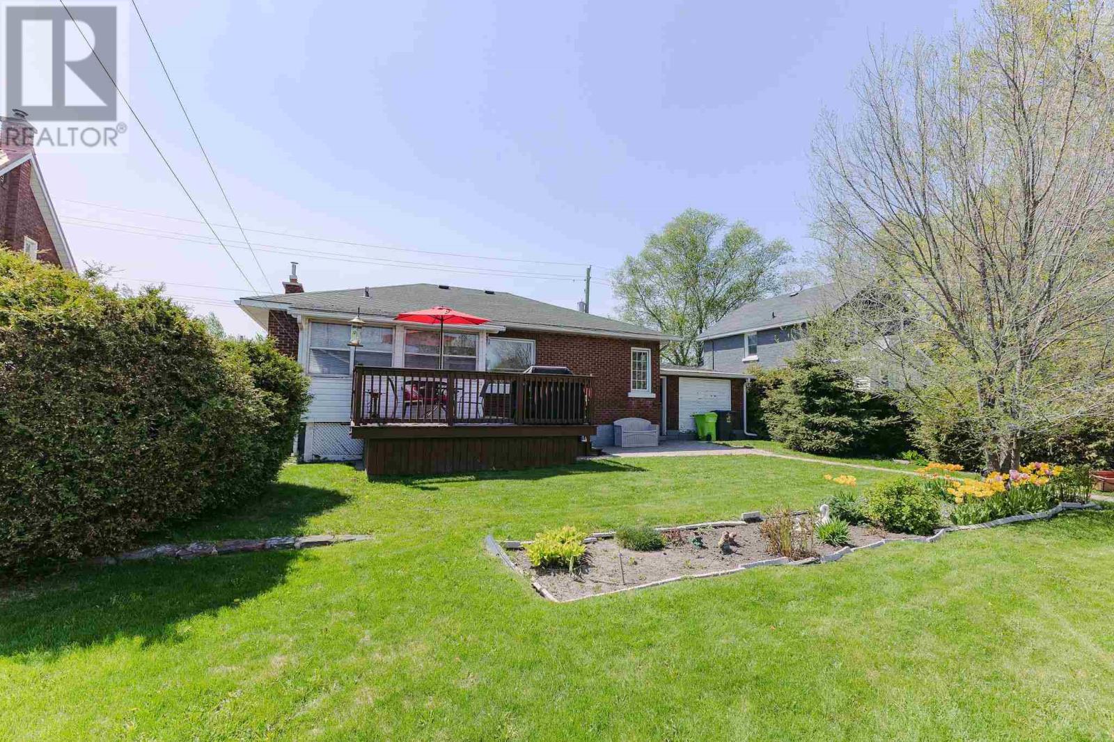 348 Pine ST - 4