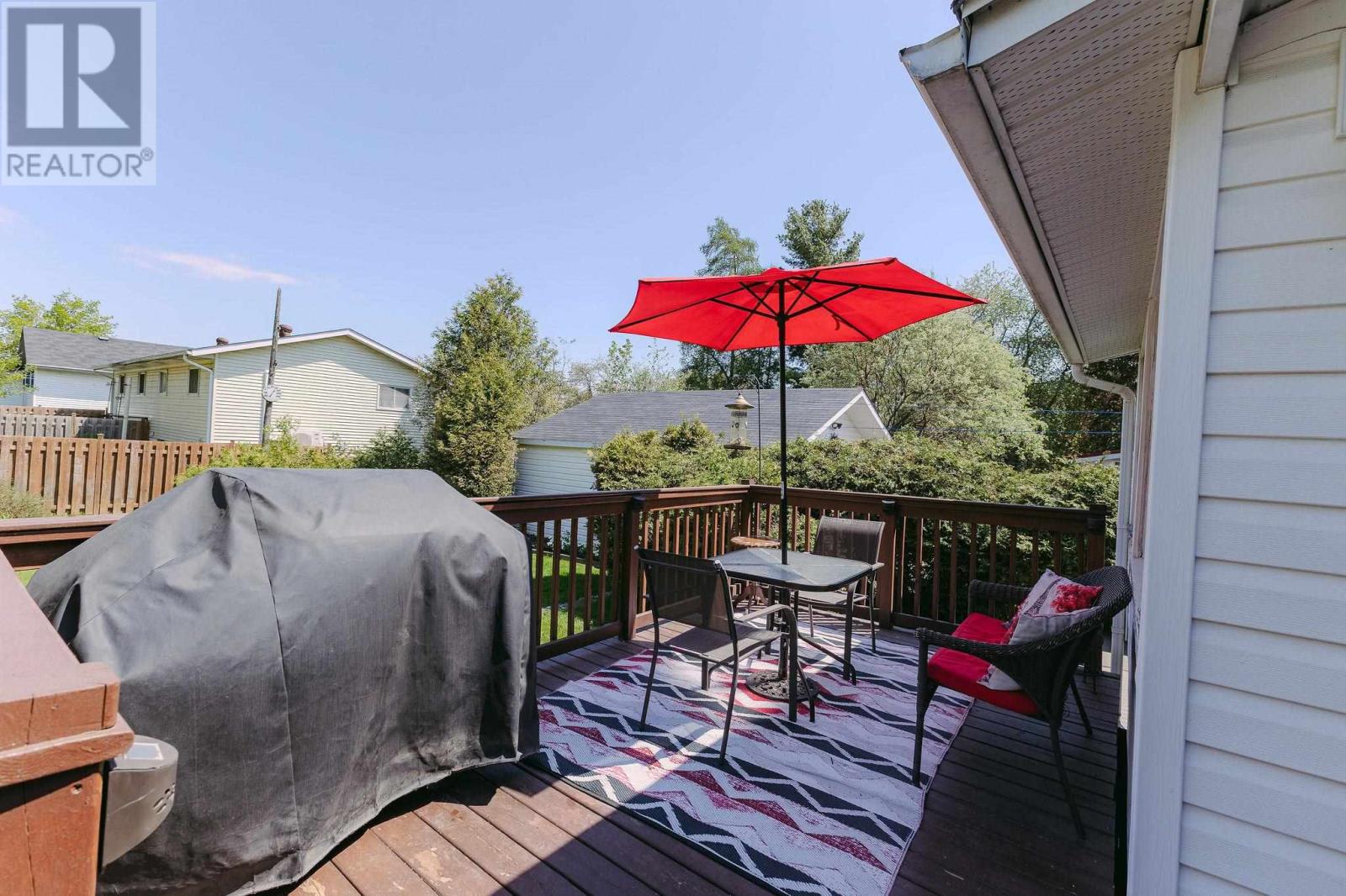 348 Pine ST - 9