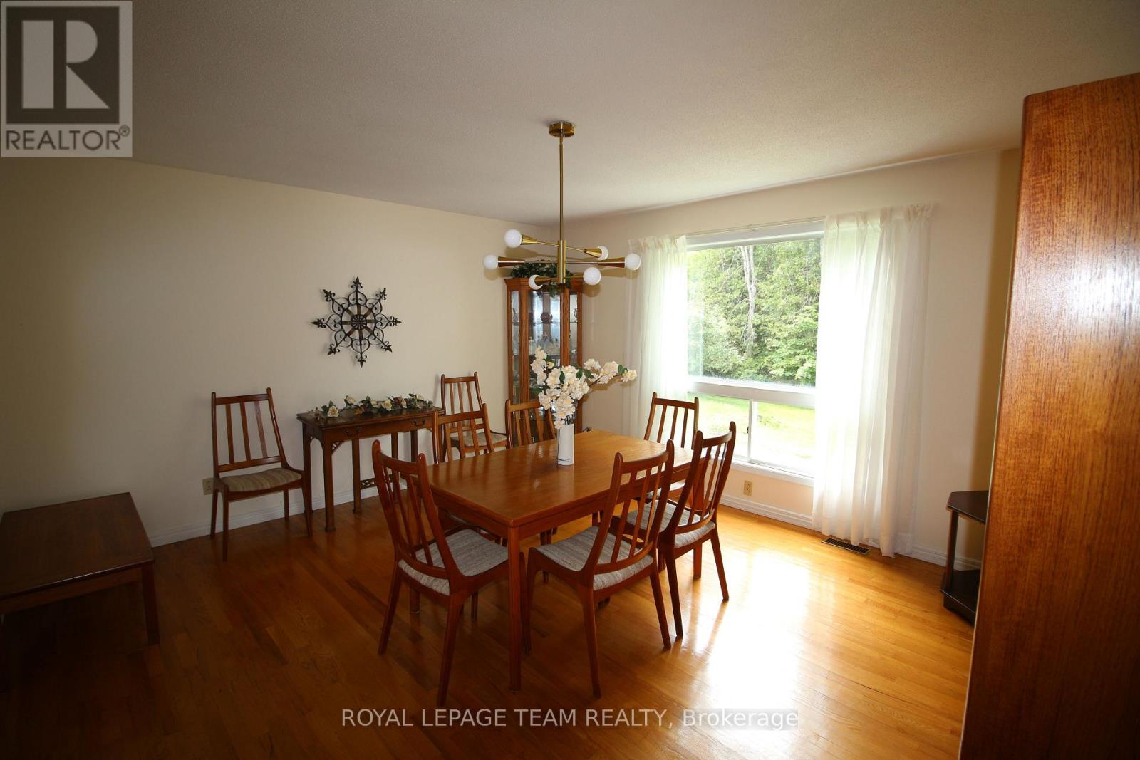 214 ARCAND ROAD - 10