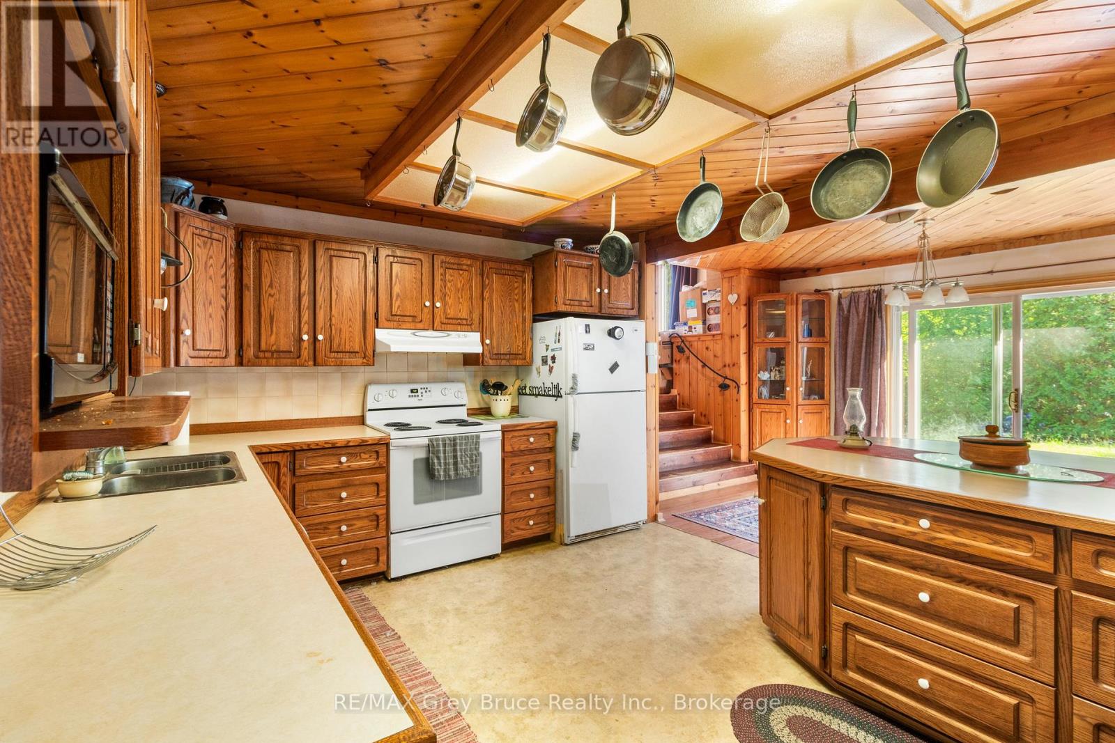 479 DYERS BAY ROAD - Image 8