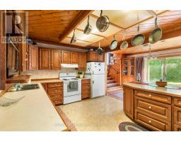Family room - 479 Dyers Bay Road, Northern Bruce Peninsula, ON N0H1Z0 Photo 8