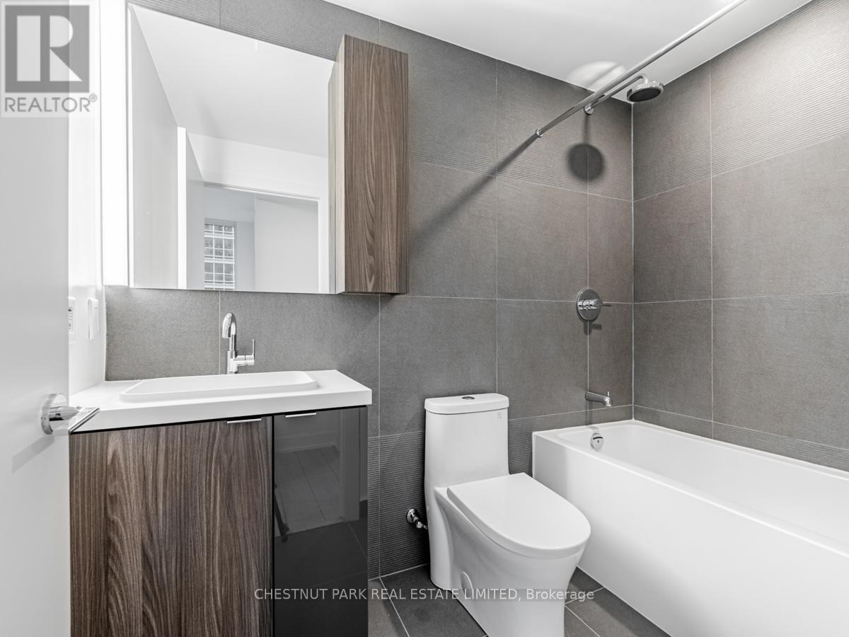 #2513 35 MERCER STREET - 17