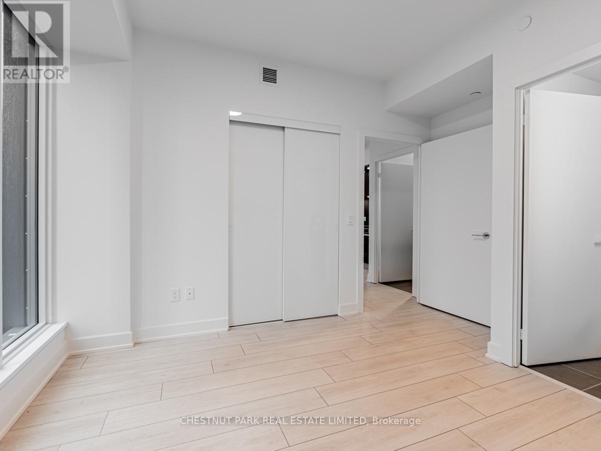 #2513 35 MERCER STREET - 19