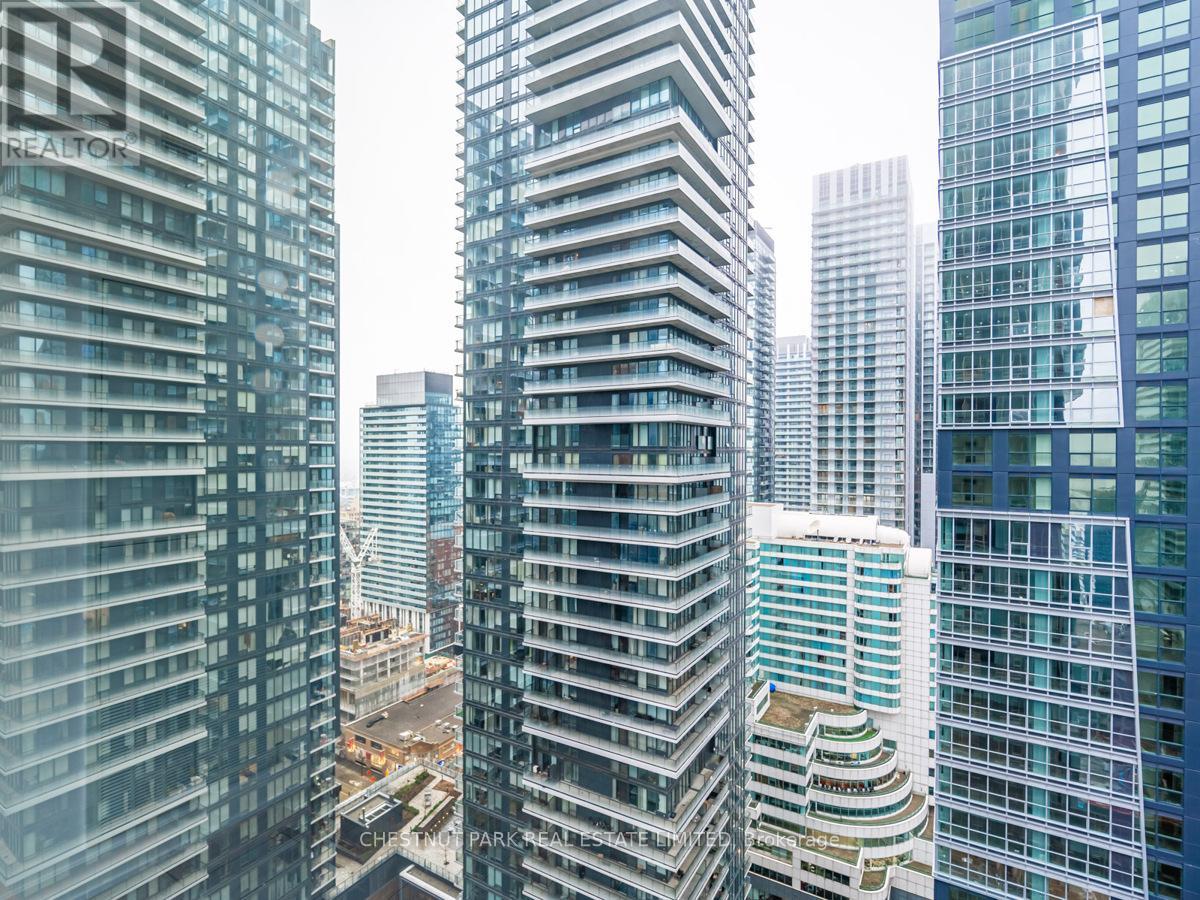 #2513 35 MERCER STREET - 26