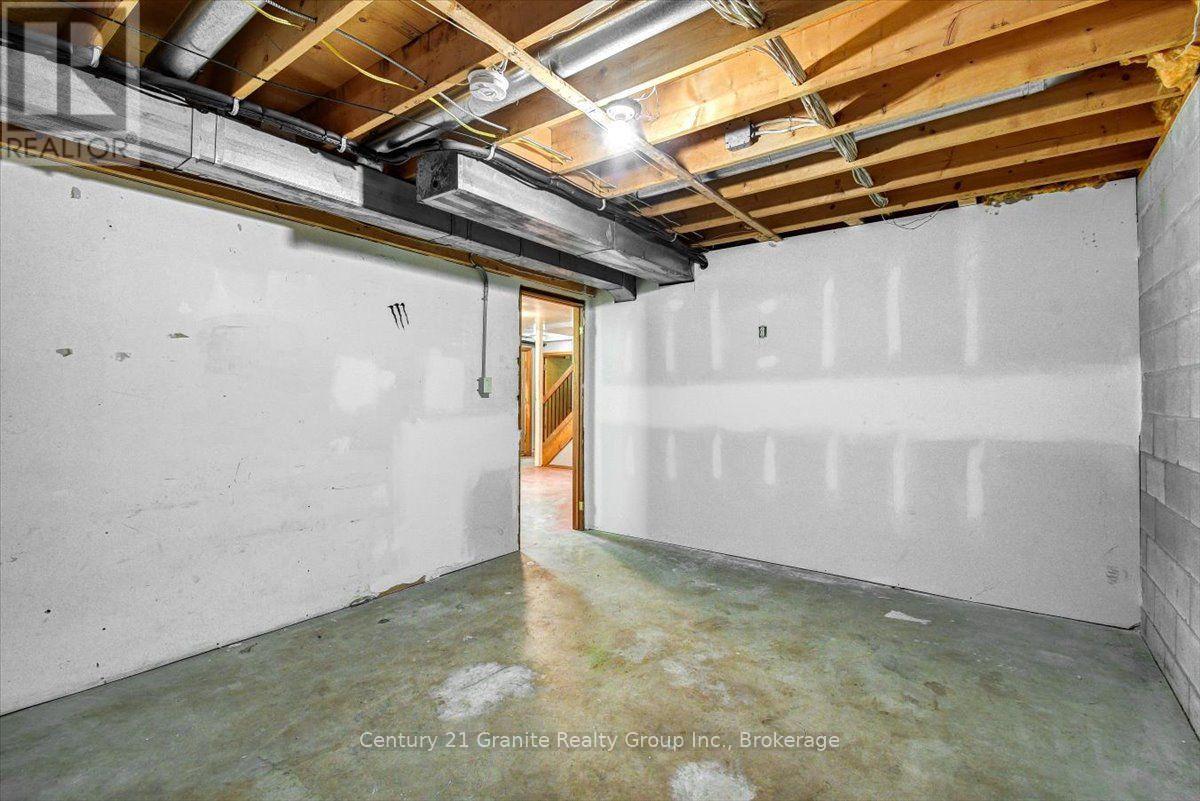 30871 HWY 28 HIGHWAY - 35