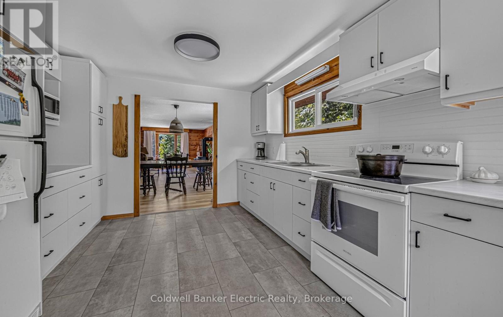 843 JACK LAKE ROAD - 18