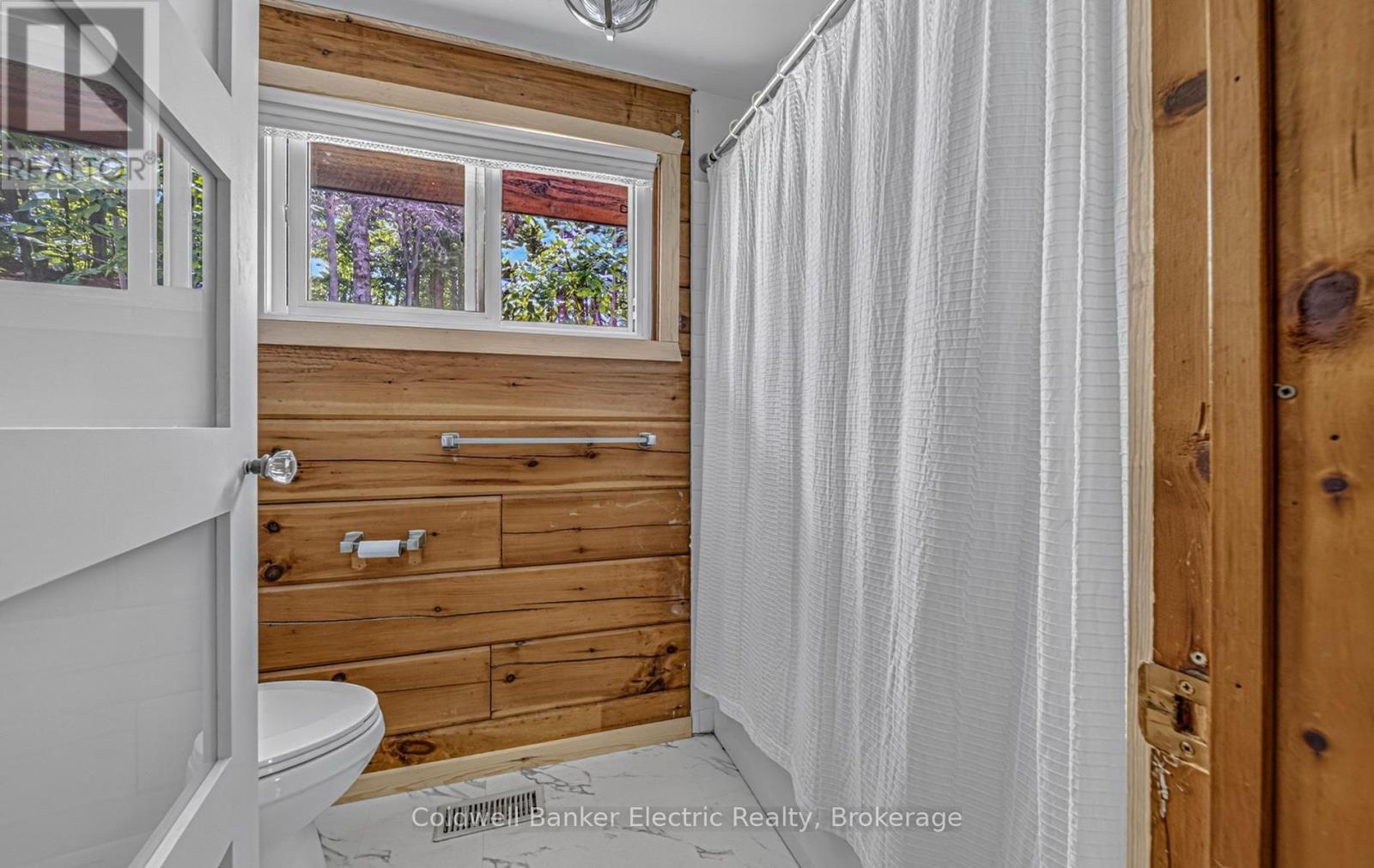 843 JACK LAKE ROAD - 20