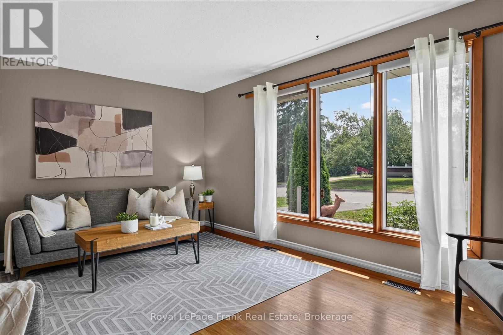 870 HEMLOCK STREET - 5