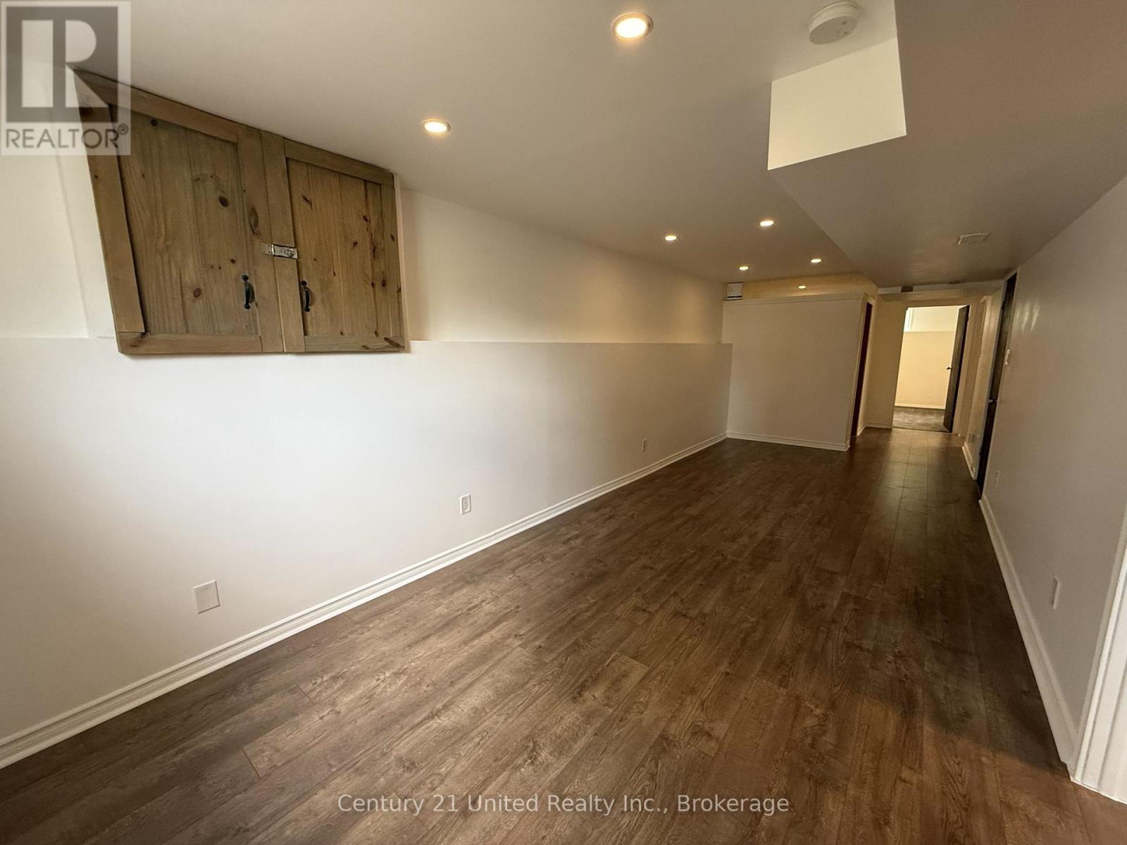 1255 HUNTINGTON CIRCLE - 22